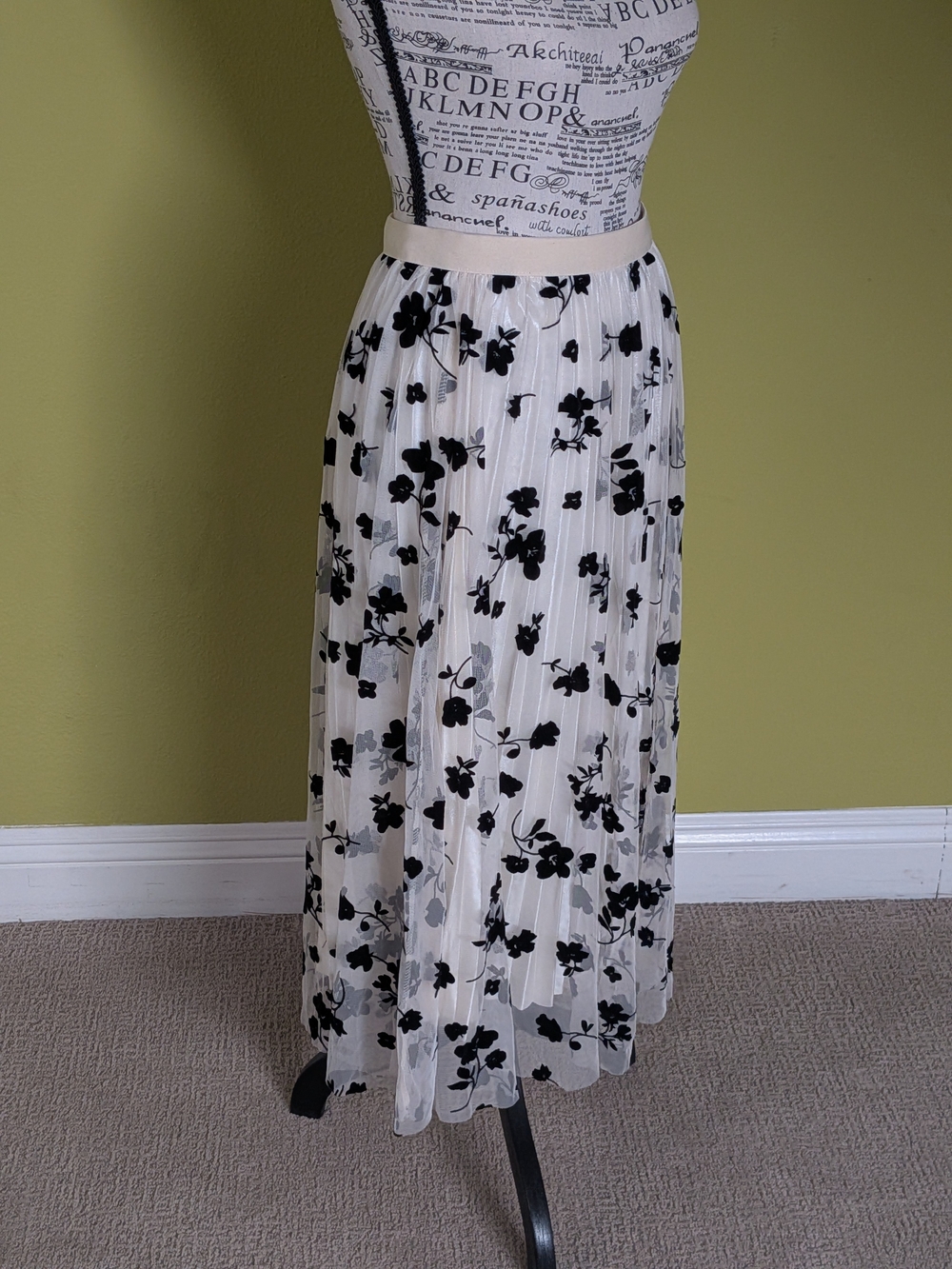 White Floral Pleated Maxi Skirt with Black Print